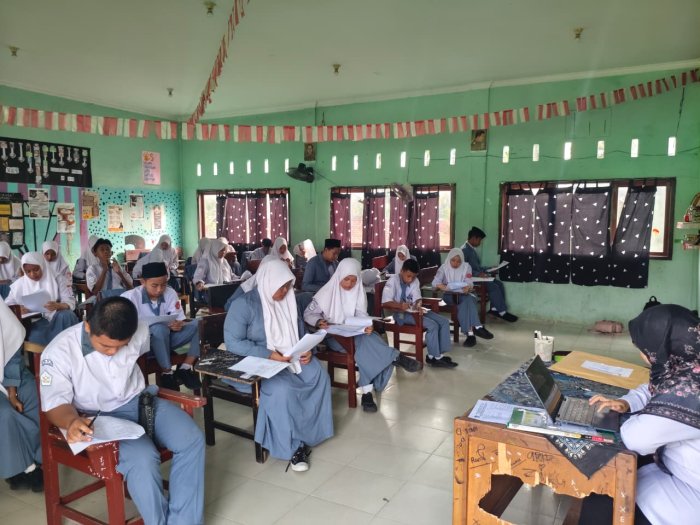 Monitoring Maksimal, Hari Kedua ASAS MAN 3 Kota Jambi Tanpa Kendala