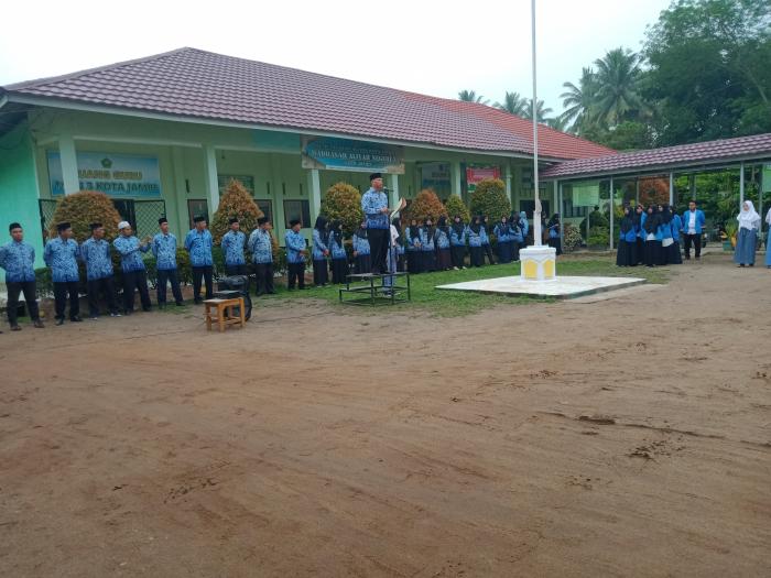 MAN 3 KOTA JAMBI GELAR PERINGATAN SUMPAH PEMUDA KE-91 MAN 3 KOTA JAMBI GELAR PERINGATAN SUMPAH PEMUDA KE-91