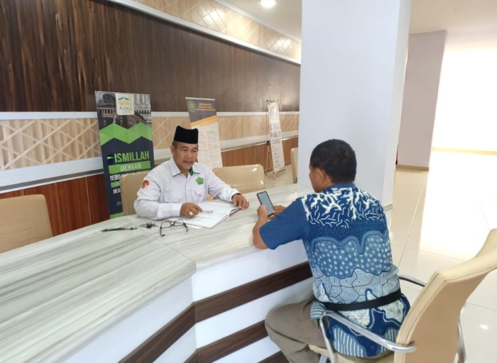 Kepala MAN 3 Kota Jambi Laksanakan Tugas Piket Pelayanan di MPP Kota Jambi