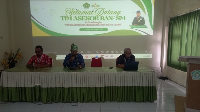 Tim Asesor BAN-PDM Berikan Pendampingan Akreditasi di MAN 3 Kota Jambi Tim Asesor BAN-PDM Berikan Pendampingan Akreditasi di MAN 3 Kota Jambi
