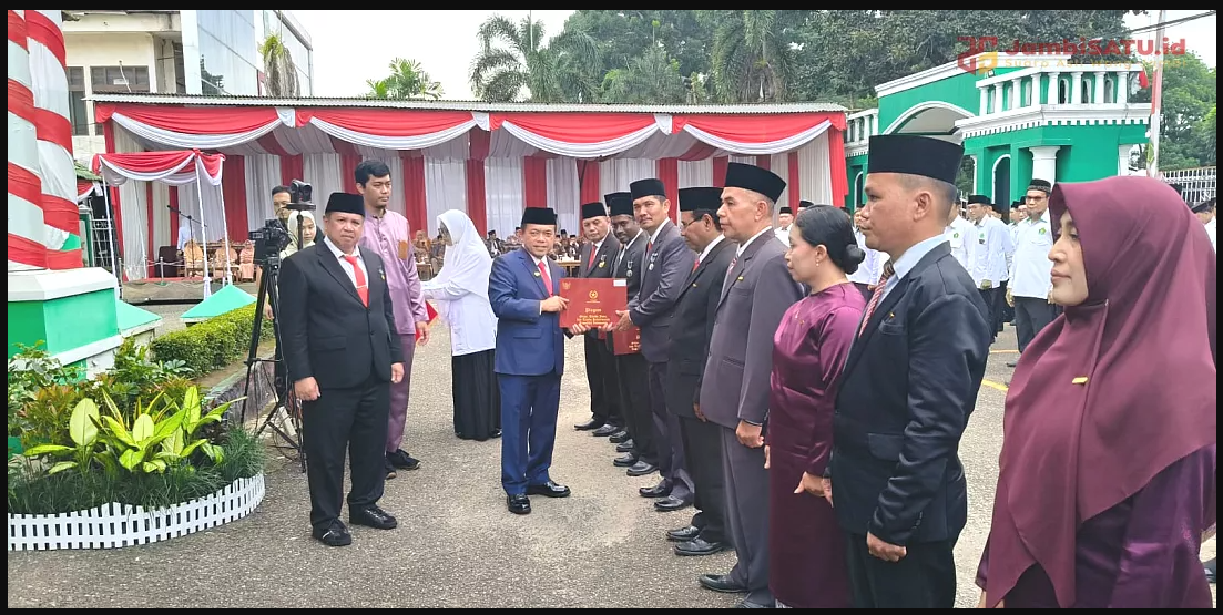Upacara Peringatan Hari Bhakti Kementerian Agama RI ke-79 di Kanwil Kemenag Provinsi Jambi Berlangsung Khidmat