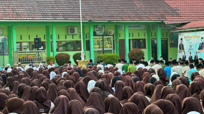 Pembiasaan Yasin dan Tahlil di MAN 3 Kota Jambi Perkuat Budaya Religius Madrasah
