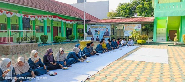 Jumat Pagi Penuh Cinta, MAN 3 Kota Jambi Gelar Pembacaan Surah Yasin dan Tahlil