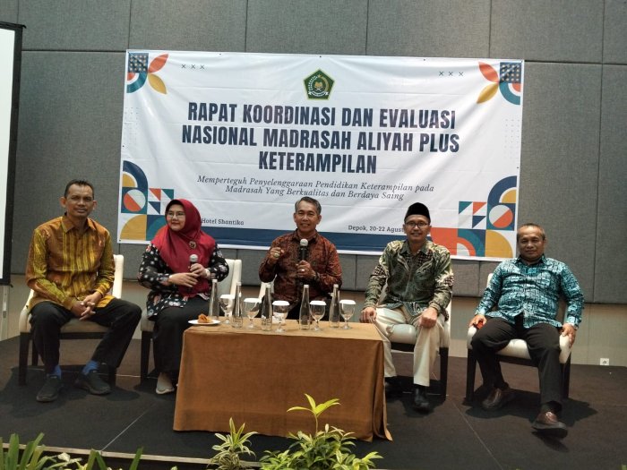 Kepala MAN 3 Kota Jambi Hadiri Rakor Evaluasi MA Plus Keterampilan di Depok