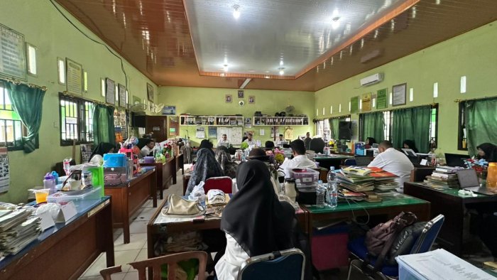 Pemutakhiran Data ASN Jadi Sorotan Utama Rapat MAN 3 Kota Jambi Pemutakhiran Data ASN Jadi Sorotan Utama Rapat MAN 3 Kota Jambi