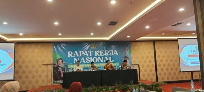 Kepala MAN 3 Kota Jambi Ikuti Rakernas KKMA Plus Keterampilan Nasional 2025 di Serpong