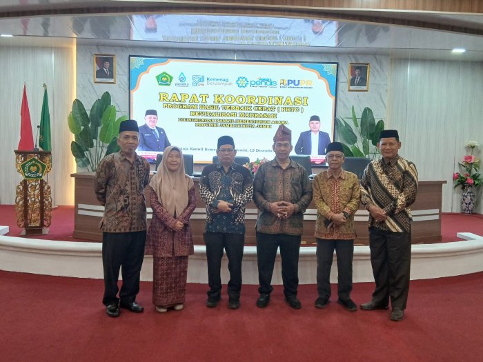 Tenaga Ahli Menteri Agama Paparkan PHTC Revitalisasi Madrasah di Jambi