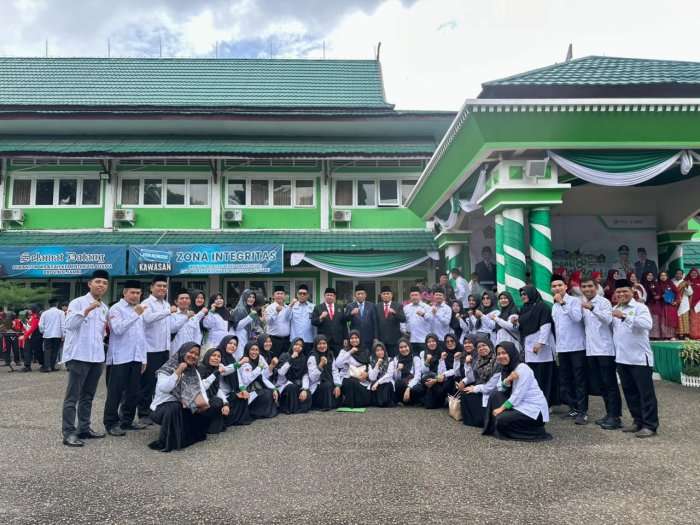 Wagub Jambi Abdullah Sani Pimpin Upacara HAB Kemenag RI ke-80, MAN 3 Kota Jambi Turut Hadir