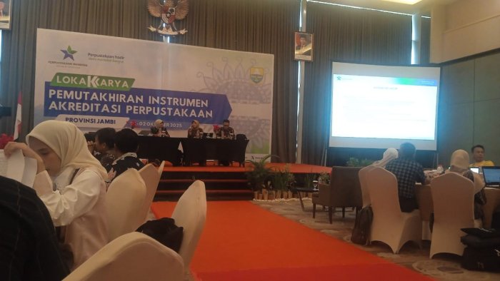 Kepala Perpustakaan MAN 3 Jambi Ikuti Lokakarya Akreditasi