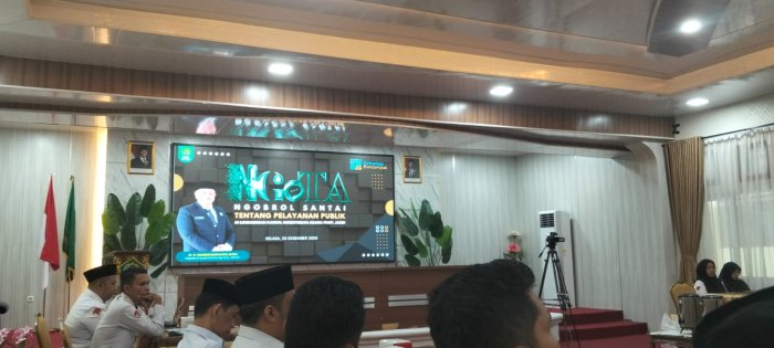 Kepala MAN 3 Kota Jambi Ikuti NgoTA Pelayanan Publik di Kanwil Kemenag Jambi Kepala MAN 3 Kota Jambi Ikuti NgoTA Pelayanan Publik di Kanwil Kemenag Jambi