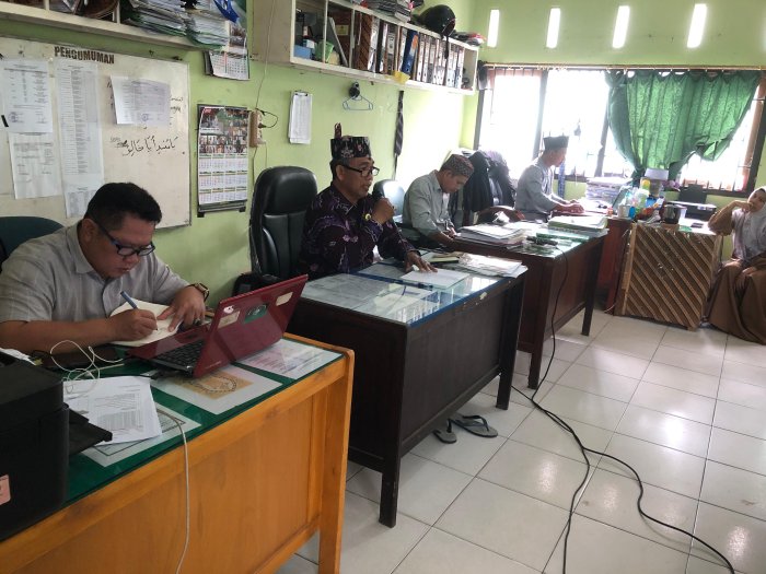 Sosialisasi Kurikulum Berbasis Cinta di MAN 3 Kota Jambi