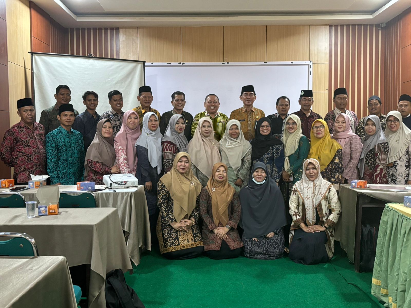 Evaluasi Diklat TIK: Guru MAN 3 Kota Jambi Siapkan Diri untuk Transformasi Digital Pendidikan