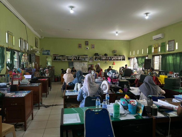 MAN 3 Kota Jambi Gelar Rapat Persiapan Pengambilan Rapor Semester Ganjil