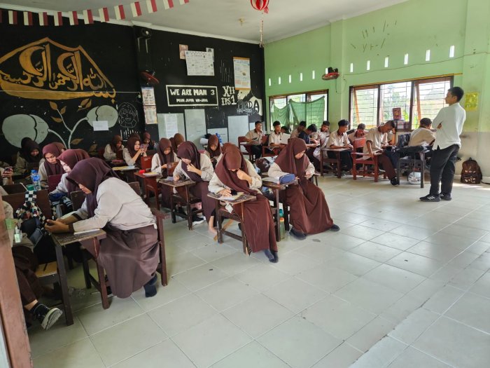 MAN 3 Kota Jambi Gelar Try Out Persiapan Tes Kemampuan Akademik (TKA)