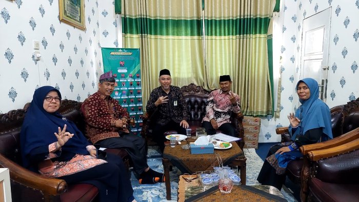 Pastikan MATAMUDA Berjalan Berkualitas, Pengawas Kunjungi MAN 3 Kota Jambi Pastikan MATAMUDA Berjalan Berkualitas, Pengawas Kunjungi MAN 3 Kota Jambi