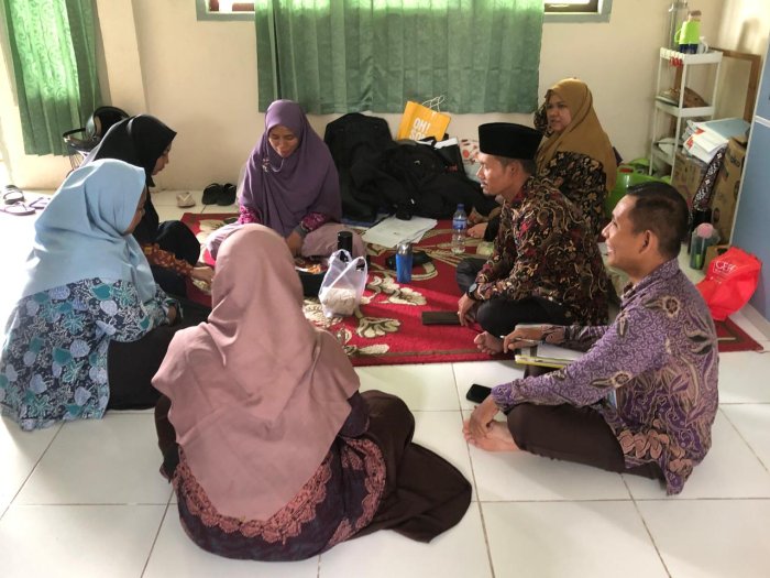 Tim Fase F MAN 3 Kota Jambi Mulai Rapat Penjurusan 2025/2026